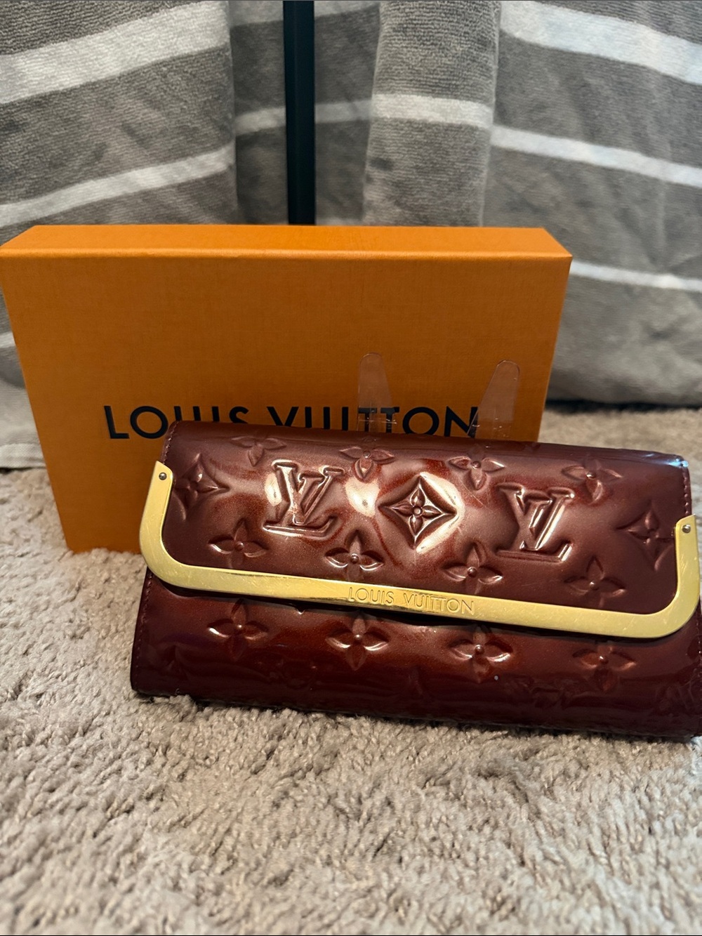 Louis Vuitton Rossmore Amarante Vernis Monogram Wallet